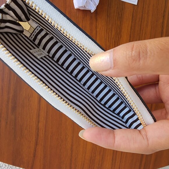 NWT Henri Bendel Lipstick Motif Coin Purse Charm Keychain - comes w/HB giftbag - Picture 4 of 7